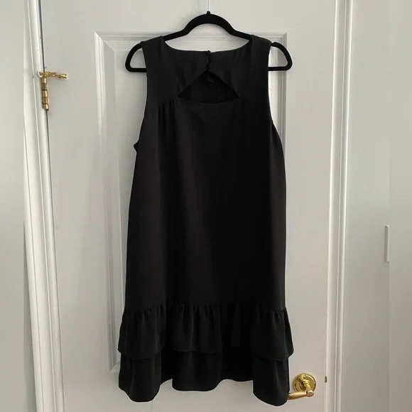 ⭐️ LOFT Formal Ruffle Dress - Picture 6 of 8